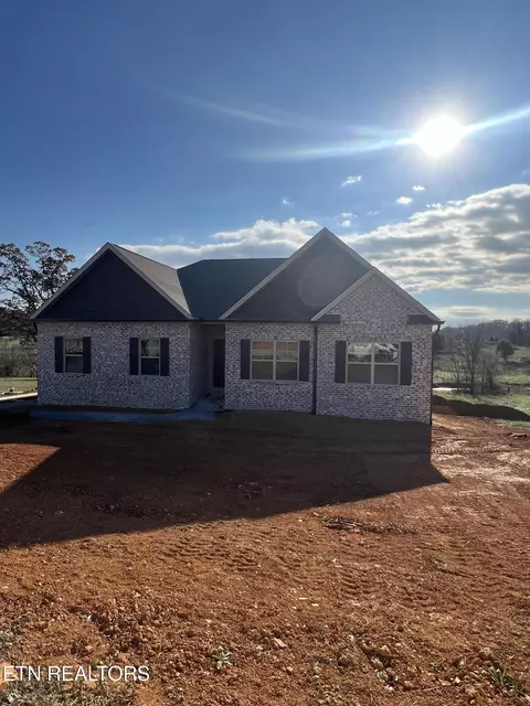 182 Victory Dr, Madisonville, TN 37354