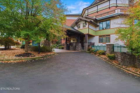 215 Woliss Ln #301, Gatlinburg, TN 37738