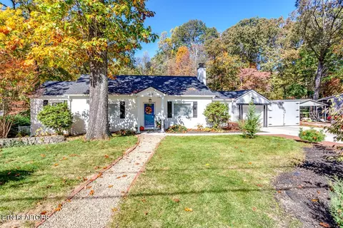 4305 Barbara Dr, Knoxville, TN 37918