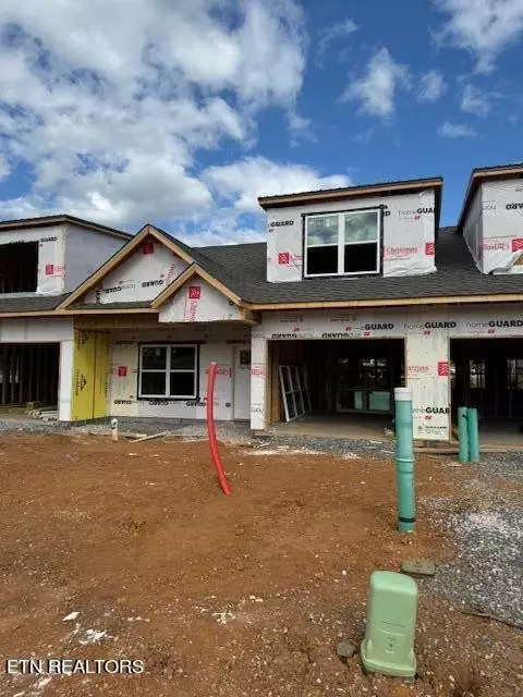 7312 Whispering Creek Lane Dr, Powell, TN 37849