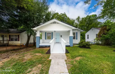330 Chickamauga Ave, Knoxville, TN 37917