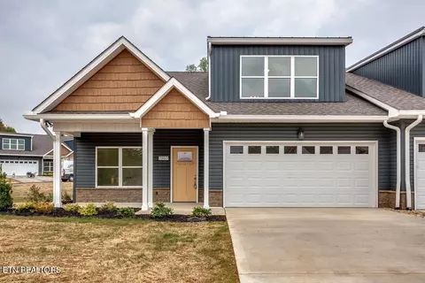 7307 Whispering Creek Ln, Powell, TN 37849