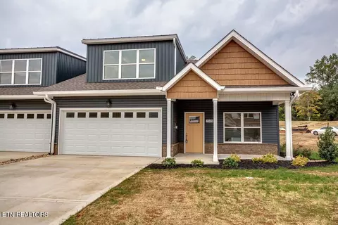 7309 Whispering Creek Ln, Powell, TN 37849