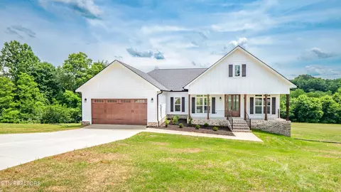 1903 River Mist Cir, New Market, TN 37820