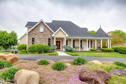1869 Big Buck Ln, Sevierville, TN 37876