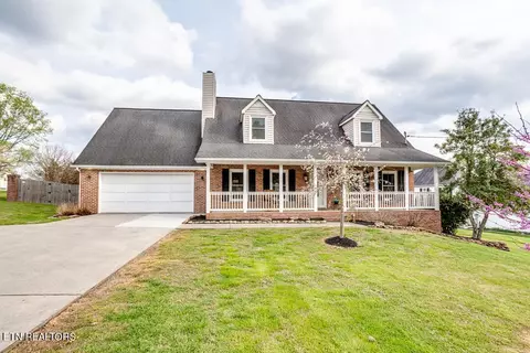 816 Tate Trotter Rd, Powell, TN 37849