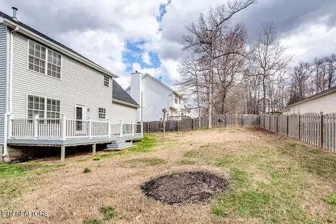 1296 Emerald Forest Ln, Powell, TN 37849 photo 41