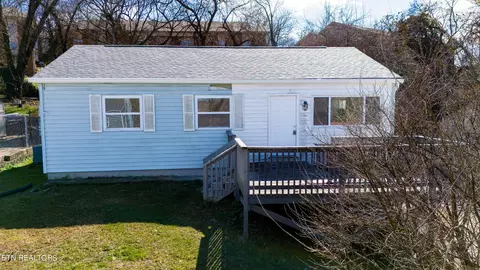2630 Sunset Ave, Knoxville, TN 37914