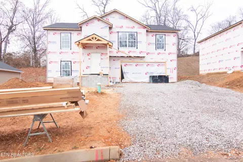 5543 Berkley Landing Ln, Knoxville, TN 37918