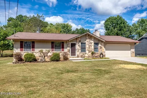 8825 Flintlock Rd, Knoxville, TN 37931