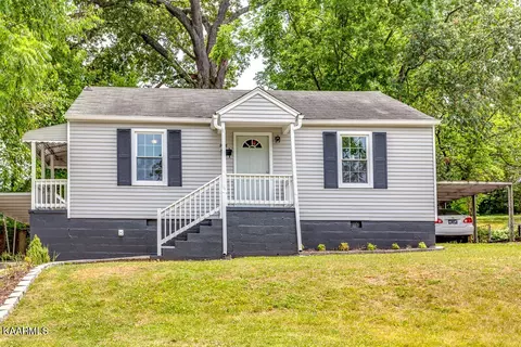 926 Ledgerwood Ave, Knoxville, TN 37917