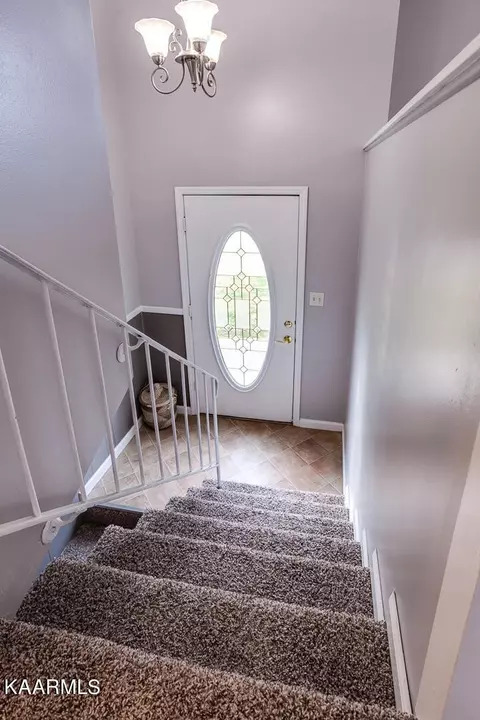 7708 Nicholas Dr, Corryton, TN 37721 photo 2