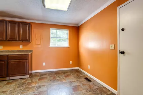 8923 Heiskell Rd, Powell, TN 37849 photo 10