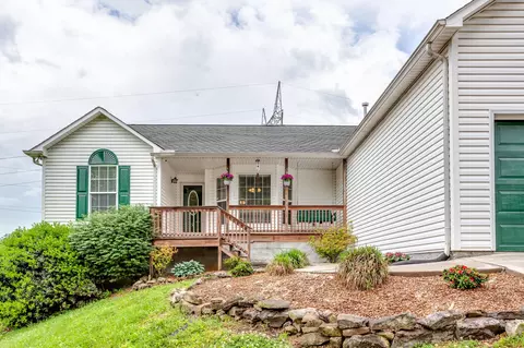 8809 Heiskell Rd, Powell, TN 37849 photo 1