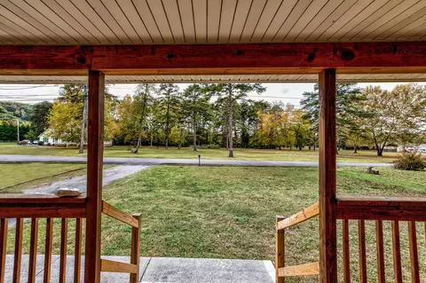7204 Oakmeade Rd, Powell, TN 37849 photo 5