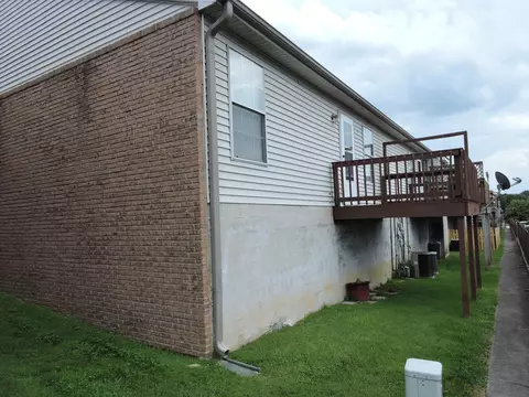8044 Stablegate Way, Powell, TN 37849 photo 5