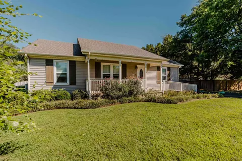5320 Candy Cane Ct, Murfreesboro, TN 37129