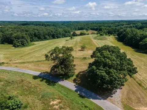View/Area - 202 Weakley Loop, Ethridge, TN 38456 photo 2 of 9