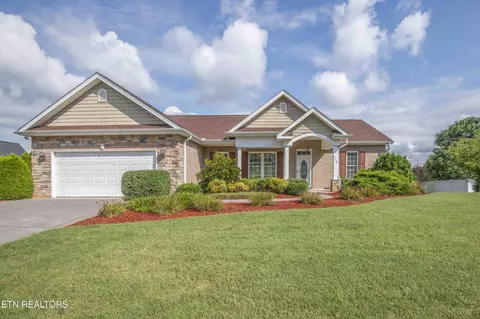 2144 Bryson Ct, Sevierville, TN 37876
