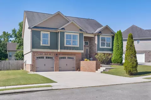 8549 Demars Ln, Hixson, TN 37343