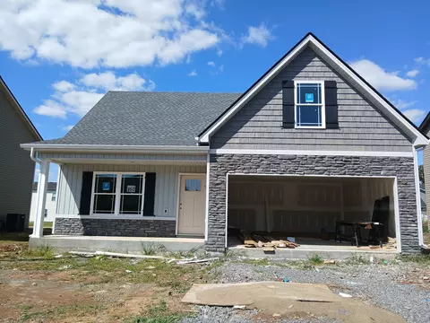 2909 Valley Farms Dr, Christiana, TN 37037