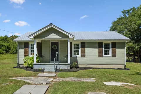 497 Poplar Bluff Rd E, Auburntown, TN 37016
