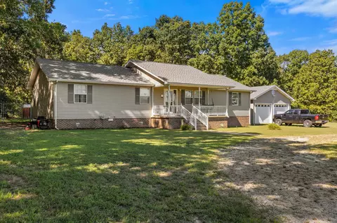 173 Twin Oaks Dr, Hohenwald, TN 38462