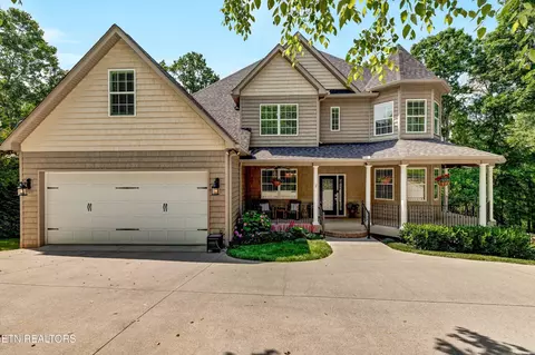 123 Clifton Cir, Oak Ridge, TN 37830