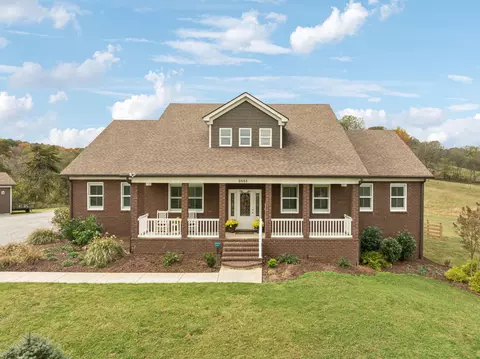 3885 Stonecrest Dr, Columbia, TN 38401