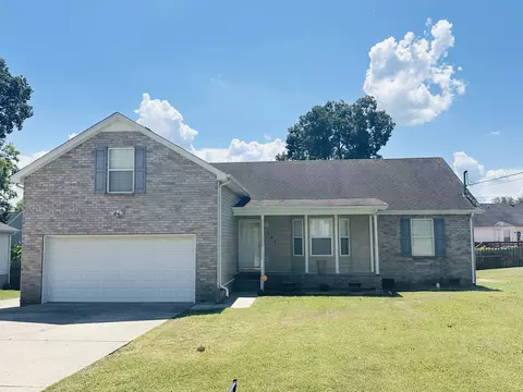 813 Chaney Woods Dr, La Vergne, TN 37086