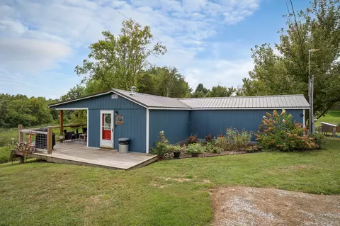 Exterior - 1977 Pollard Rd, Walling, TN 38587 photo 10 of 13