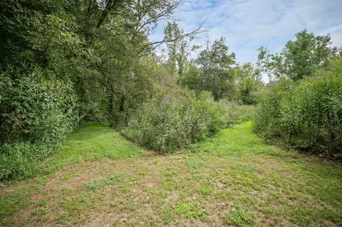 Exterior - 1977 Pollard Rd, Walling, TN 38587 photo 8 of 13