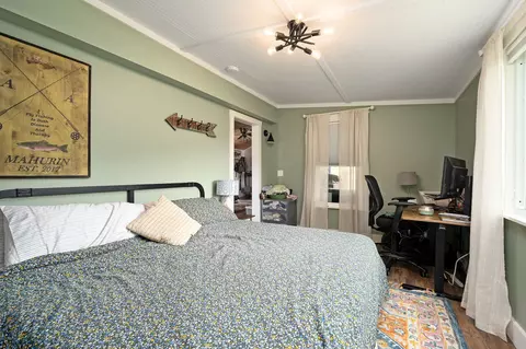 Bedroom - 1977 Pollard Rd, Walling, TN 38587 photo 4 of 4