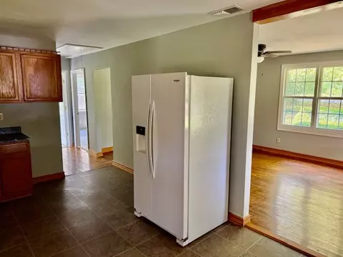 Entry Way - 66 Wilder Chapel Rd, Decherd, TN 37324 photo 1 of 1