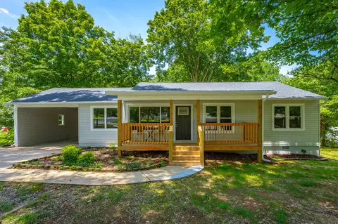 921 Charlotte Ave, Chattanooga, TN 37421