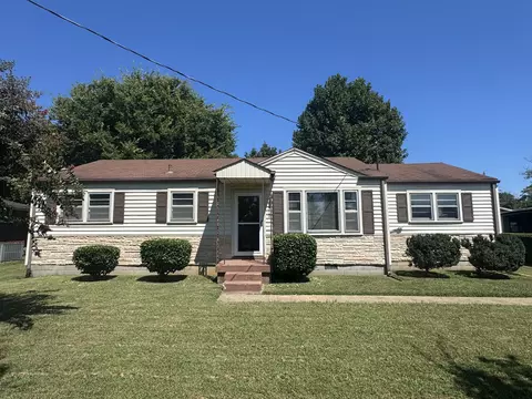 319 E Forrest Ave, Lebanon, TN 37087