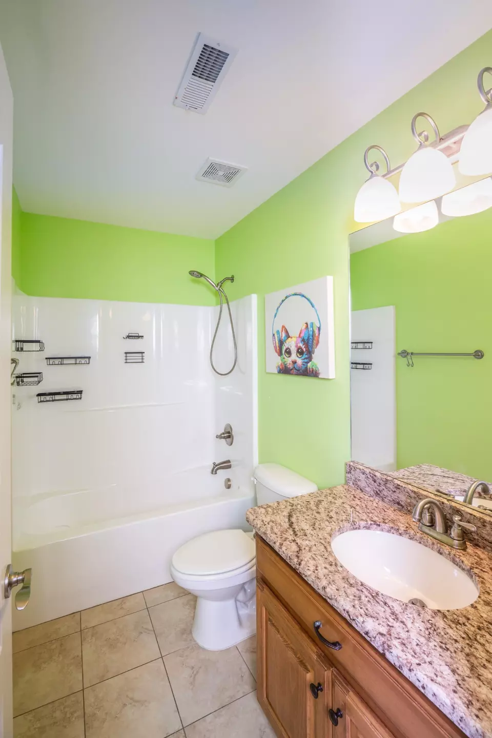 Bath - 18 Saddletree Dr, Fayetteville, TN 37334 photo 3 of 4