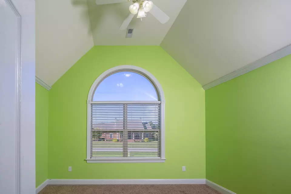 Bedroom - 18 Saddletree Dr, Fayetteville, TN 37334 photo 4 of 5