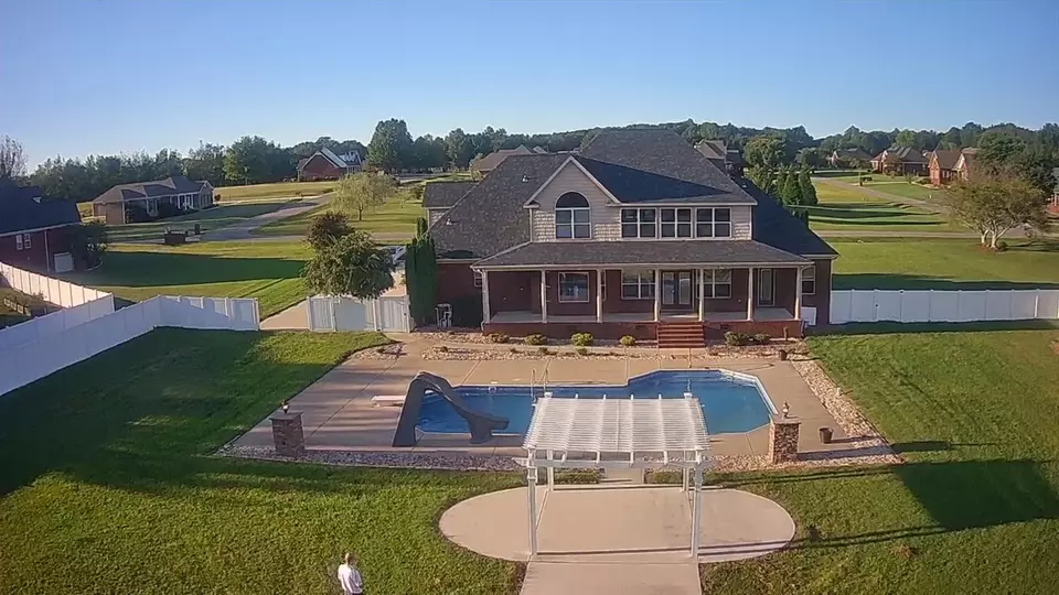 View/Area - 18 Saddletree Dr, Fayetteville, TN 37334 photo 2 of 4