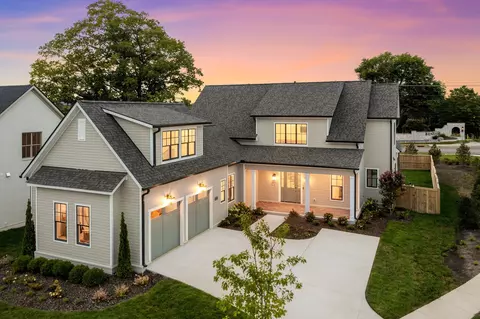 2936 Torrence Trl, Spring Hill, TN 37174
