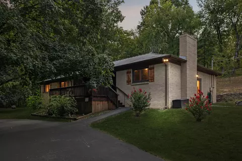 1517 Roberts Bend Ln, Columbia, TN 38401