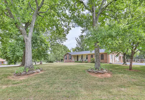 106 Walton Ave, Smyrna, TN 37167