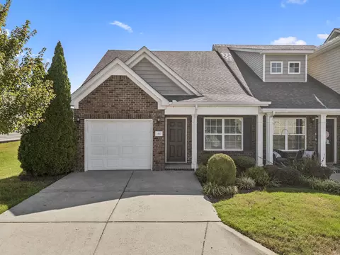 1067 Muna Ct, Spring Hill, TN 37174 photo 3