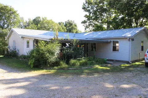Exterior - 1200 Fall River Rd, Goodspring, TN 38460 photo 4 of 6