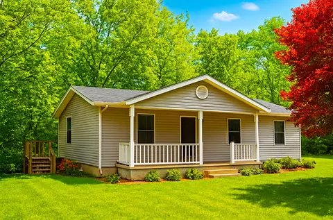 187 Bramblewood Dr, Selmer, TN 38375