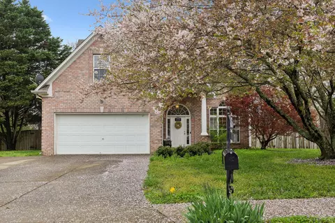 2165 Loudenslager Dr, Thompsons Station, TN 37179