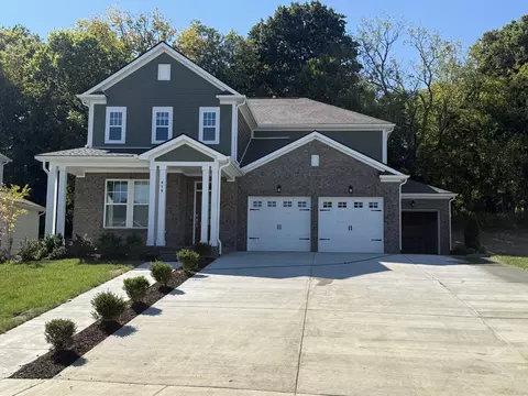 575 Gingerwood Ln, Hendersonville, TN 37075