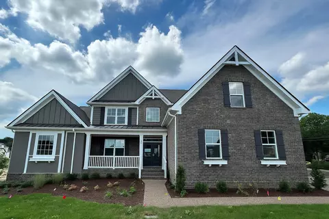 155 Jones Ln, Hendersonville, TN 37075