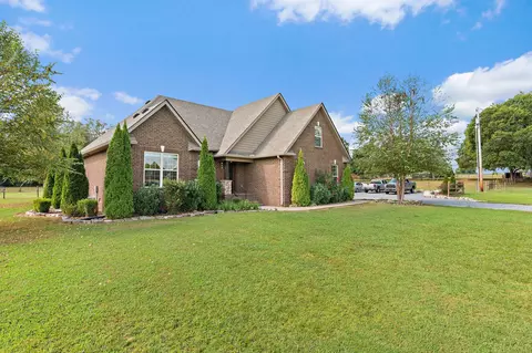 315 Dixon Rd, Shelbyville, TN 37160