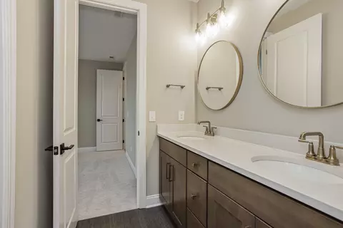 Bath - 7008 Thunderhead Way, Spring Hill, TN 37174 photo 5 of 9